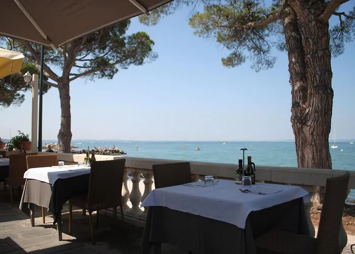 Esperia Szálloda Lazise