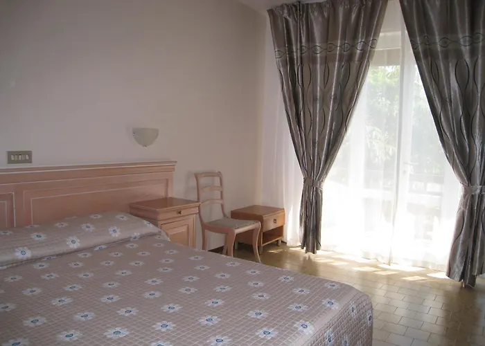 Szálloda Esperia Lazise