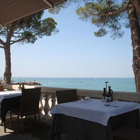 Esperia Ξενοδοχείο Λατζίζε