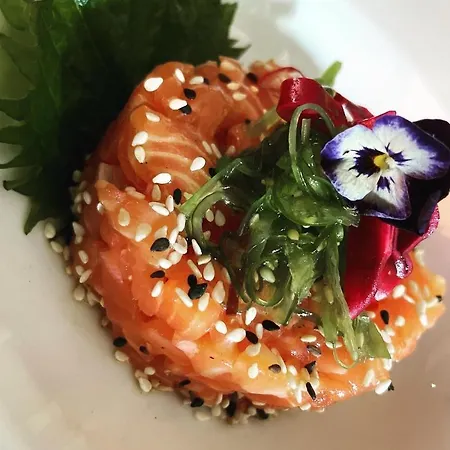 Esperia 2* Λατζίζε