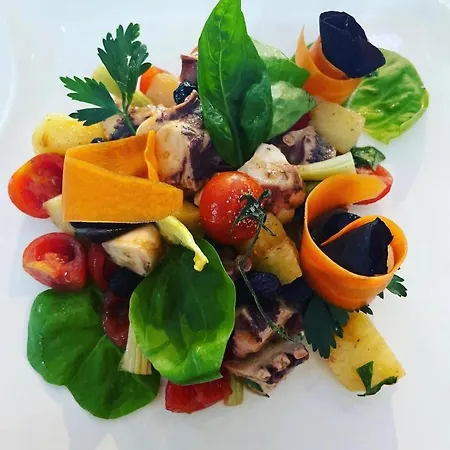 Esperia 2* لاتيزي