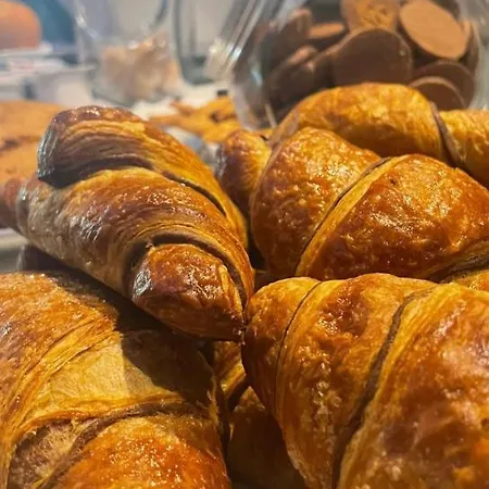 Esperia فندق لاتيزي